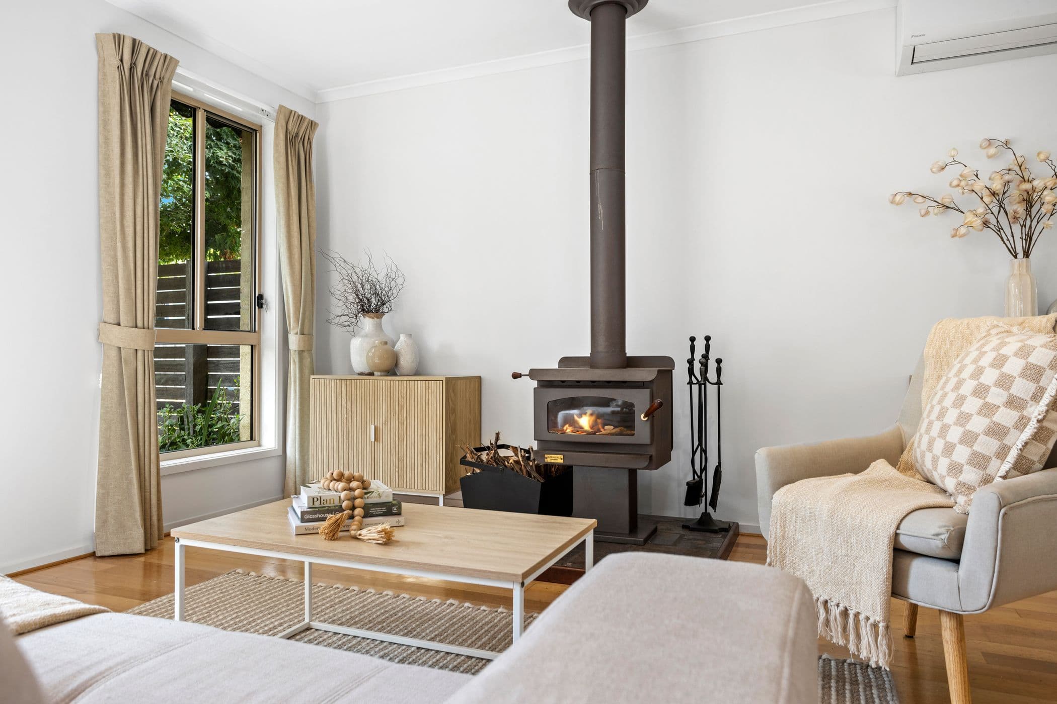 40 Urquhart Street, Woodend VIC 3442, Woodend - Thumbnail 4