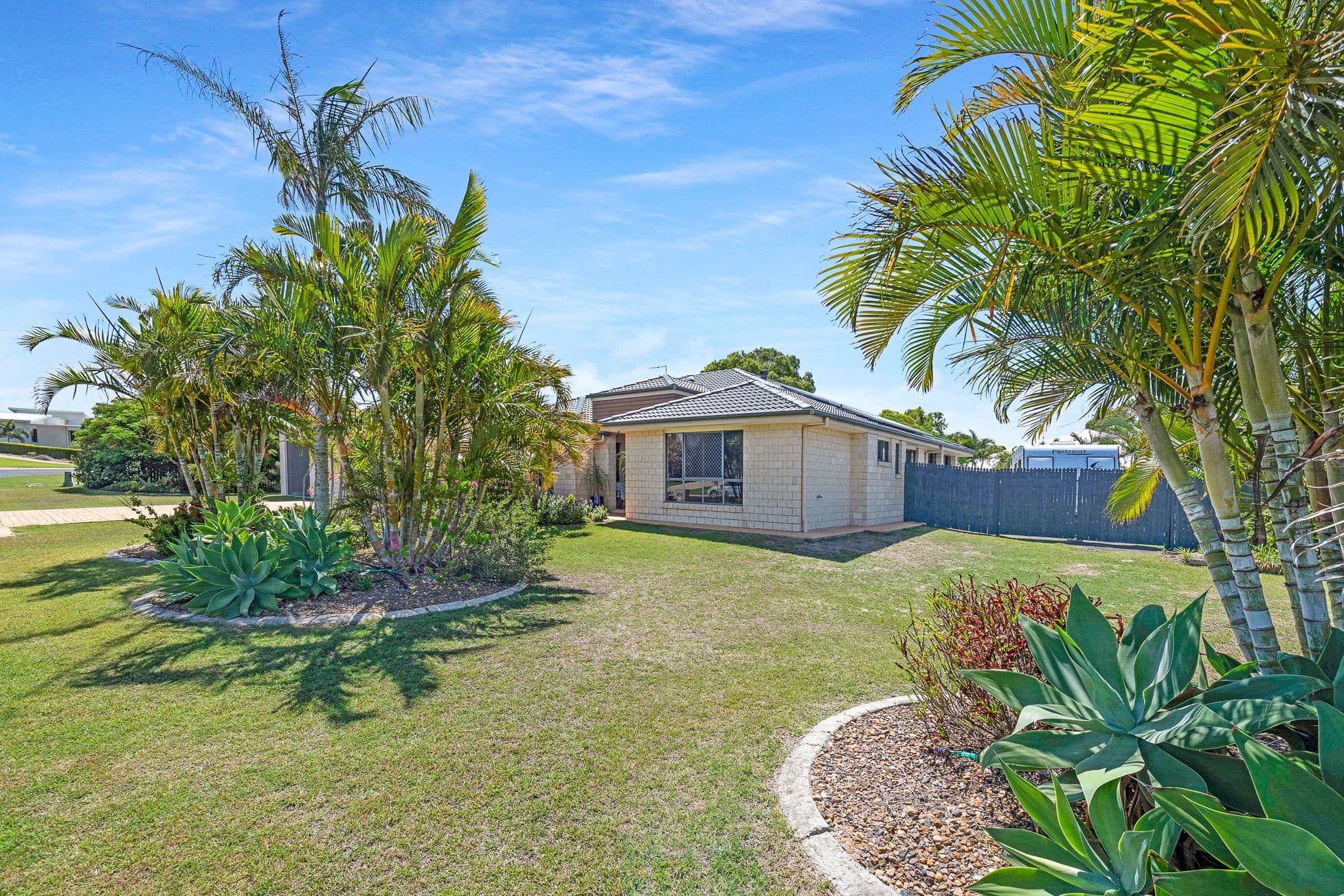 1 Meleisha Place, Coral Cove QLD 4670, Coral Cove - Thumbnail 4