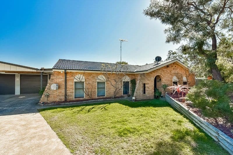 8 Oprey Close, Minto - Image 1