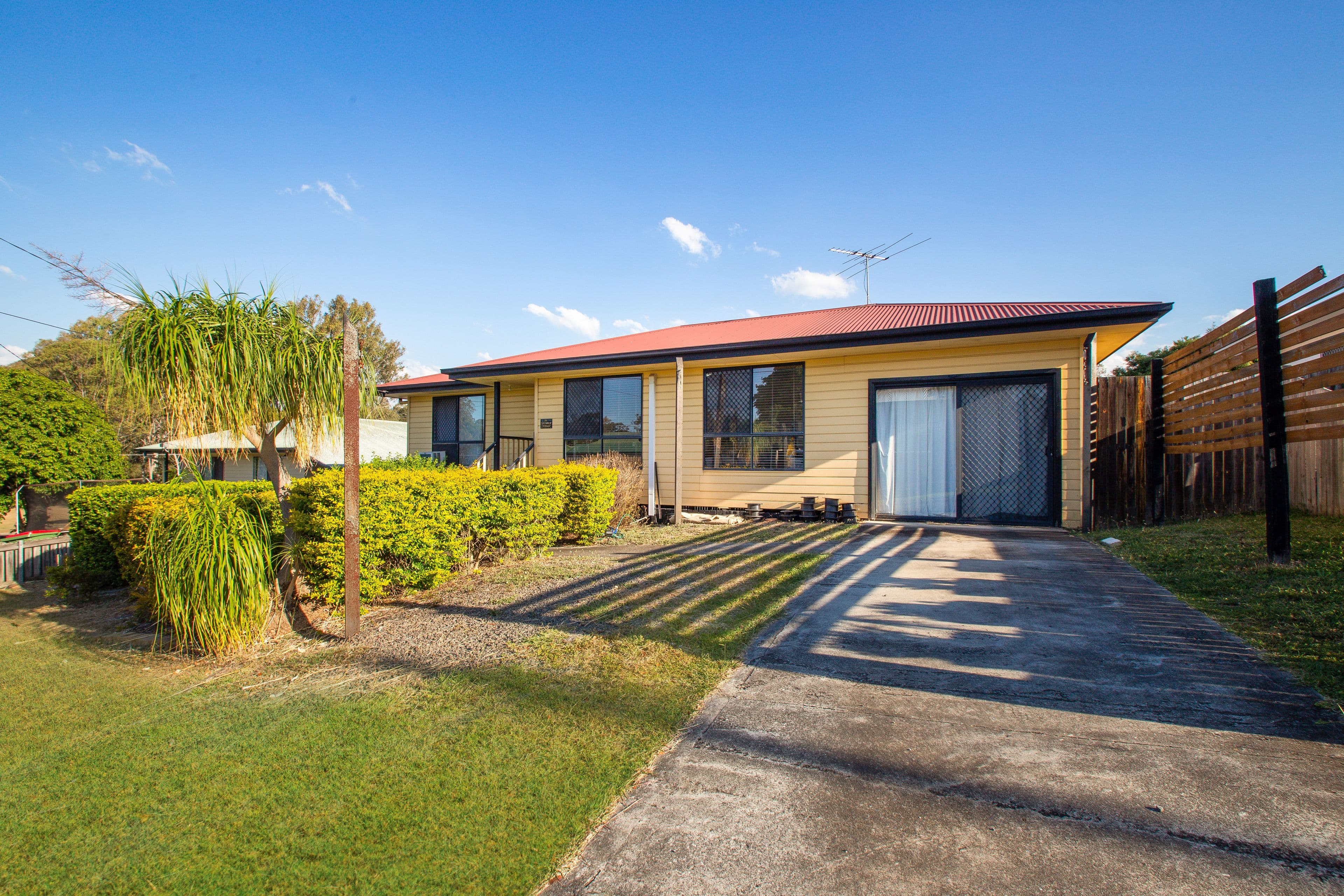 55 Skinner Crescent, Silkstone QLD 4304, Silkstone - Image 1
