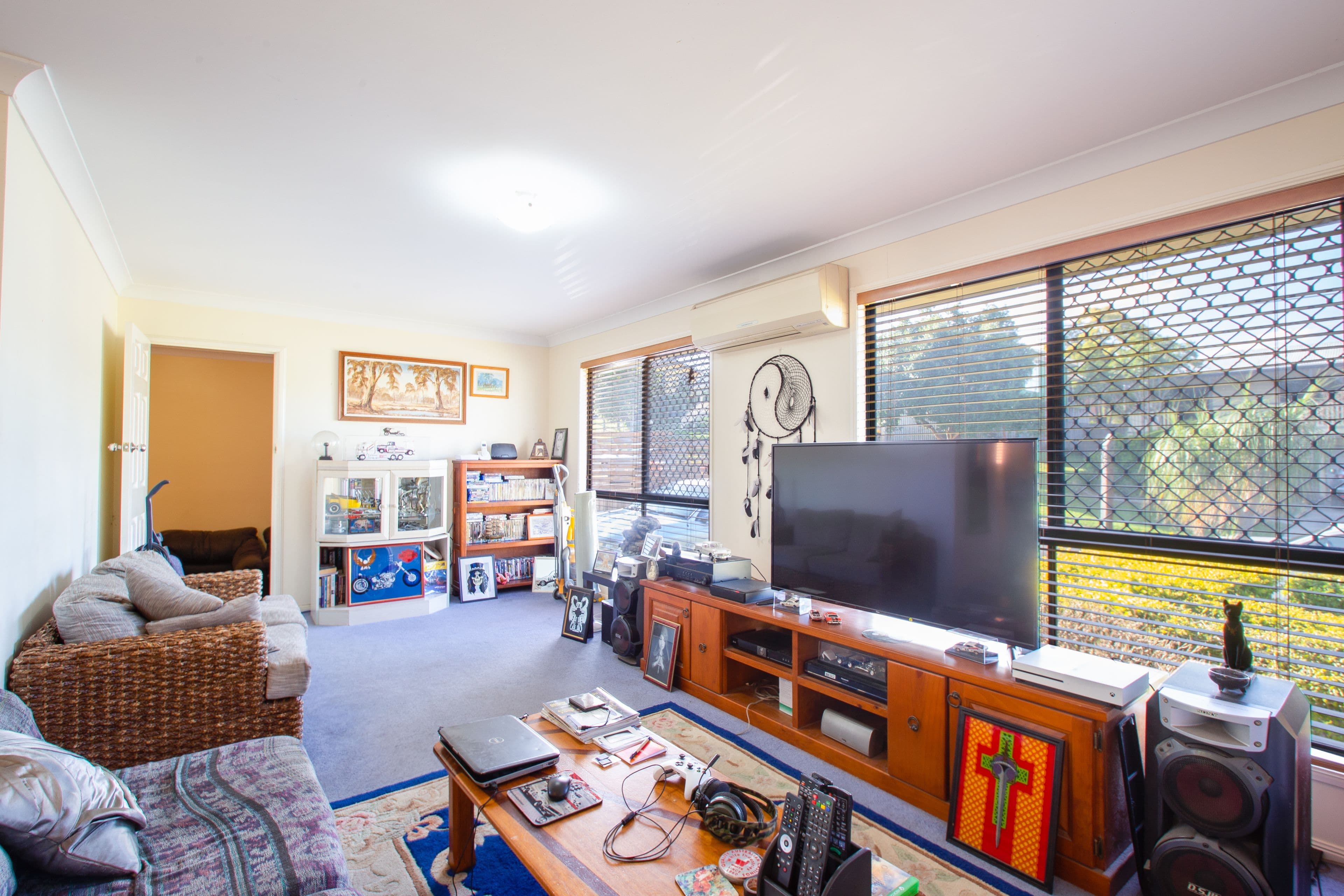 55 Skinner Crescent, Silkstone QLD 4304, Silkstone - Thumbnail 4