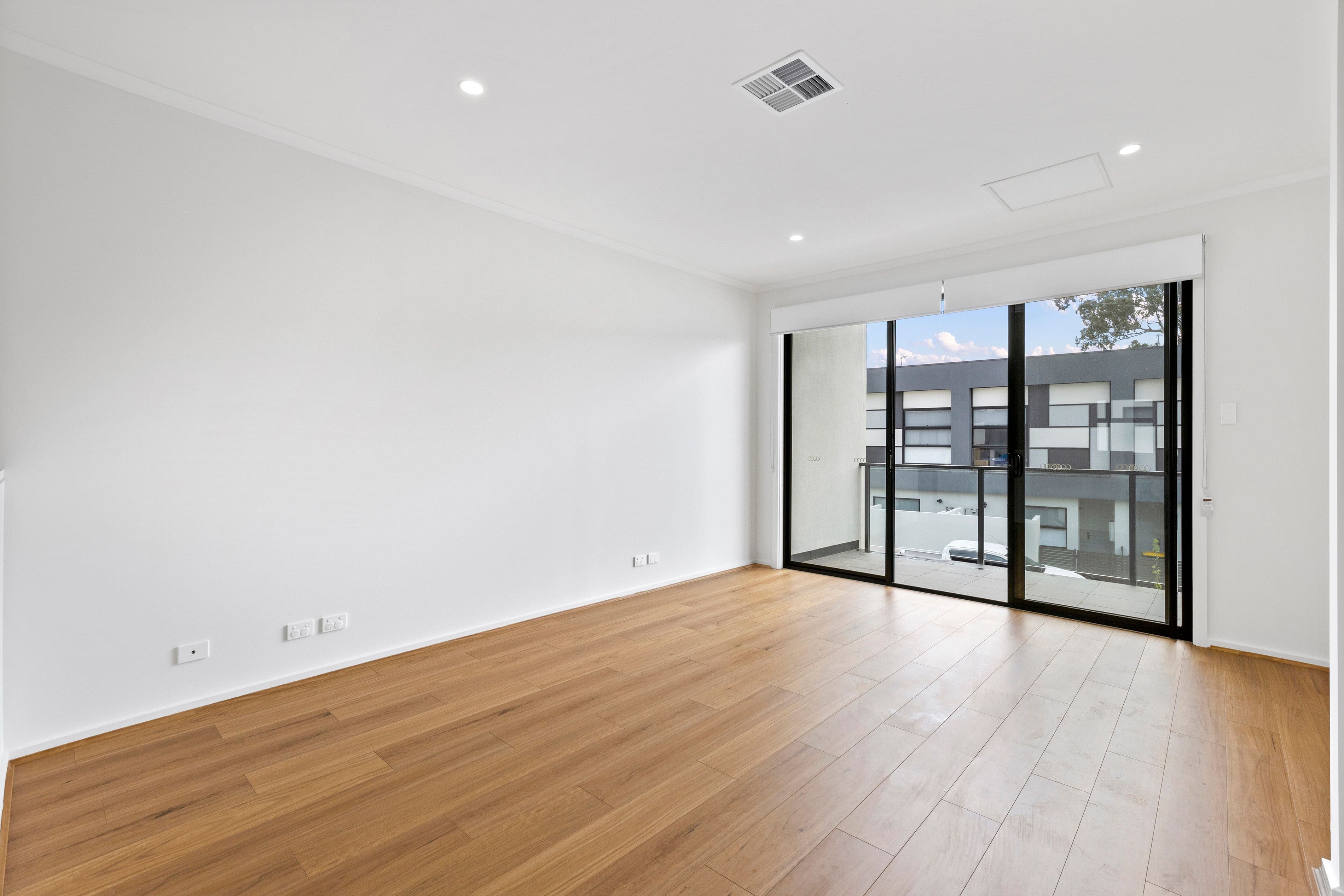 8 Le Messurier Street, Port Adelaide SA 5015, Port Adelaide - Thumbnail 5