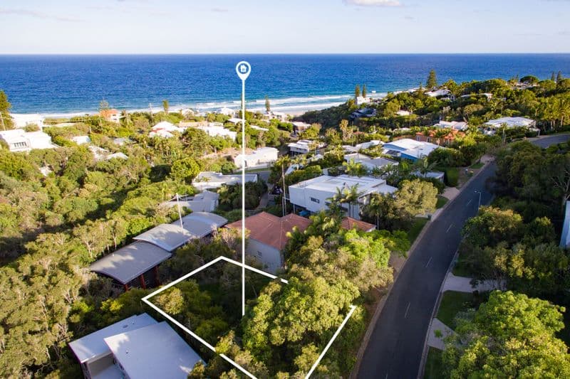 16 Dolphin Bay Drive, Sunshine Beach - Image 1