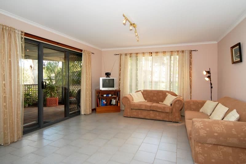 31 Dunalbyn Drive, ABERFOYLE PARK SA 5159, Aberfoyle Park - Thumbnail 5