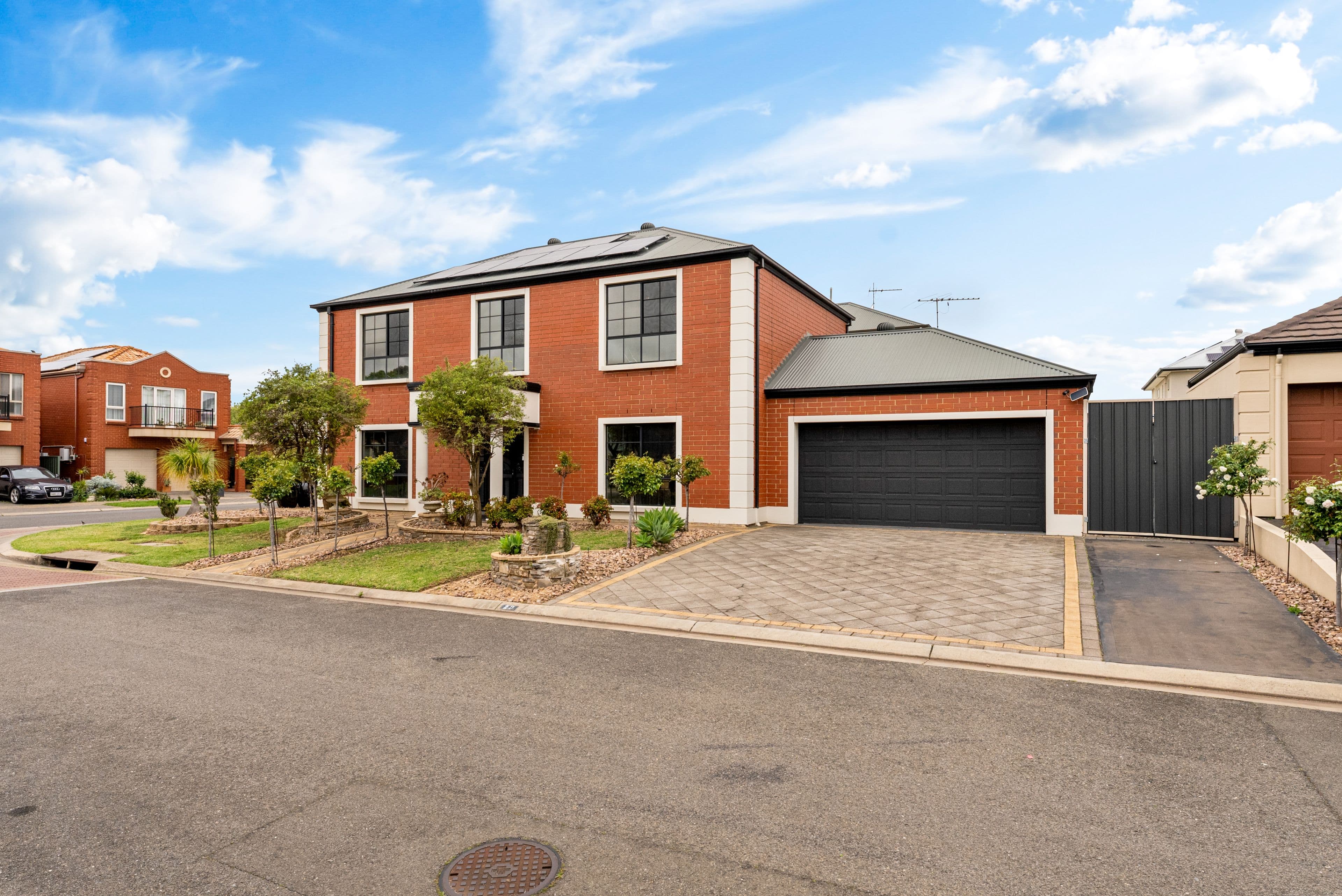 20 Windermere Crescent, Mawson Lakes SA 5095, Mawson Lakes - Thumbnail 2