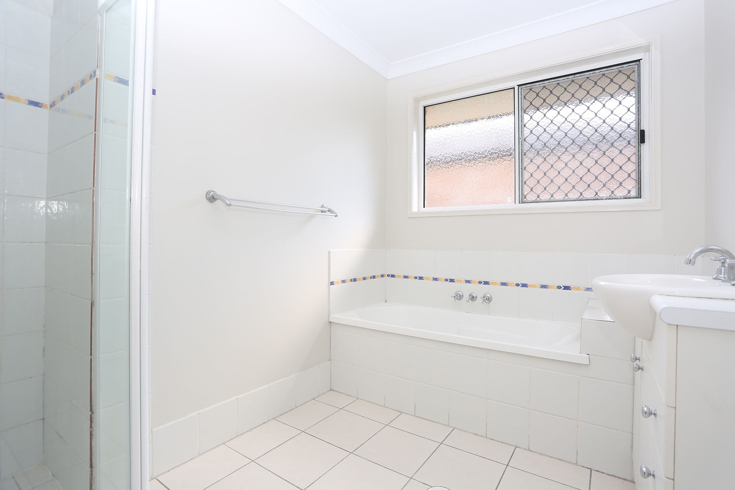 17 Agostino Close, Doolandella QLD 4077, Doolandella - Thumbnail 5
