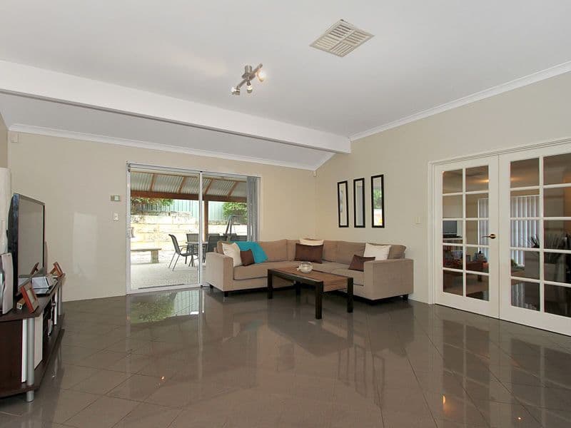 36 Ohrid Place, JOONDALUP WA 6027, Joondalup - Thumbnail 3