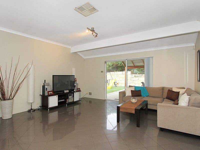 36 Ohrid Place, JOONDALUP WA 6027, Joondalup - Thumbnail 4
