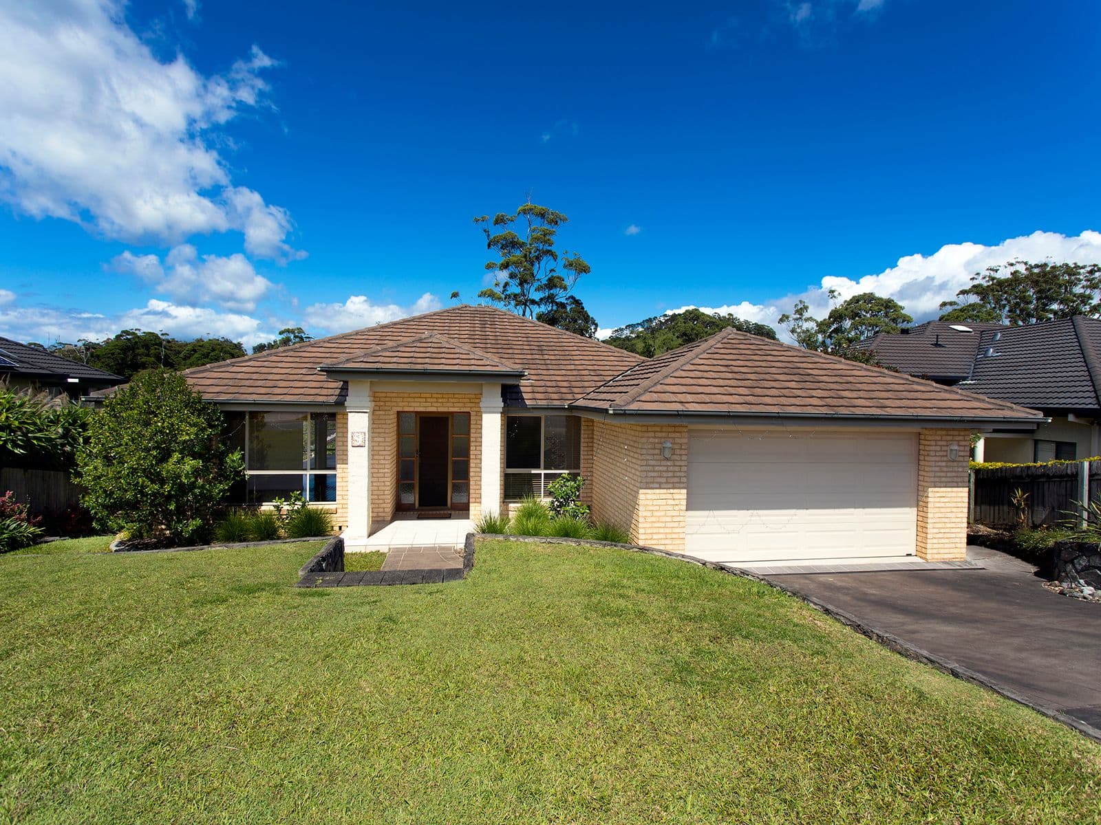 9 Grasslands Close, Coffs Harbour - Image 1