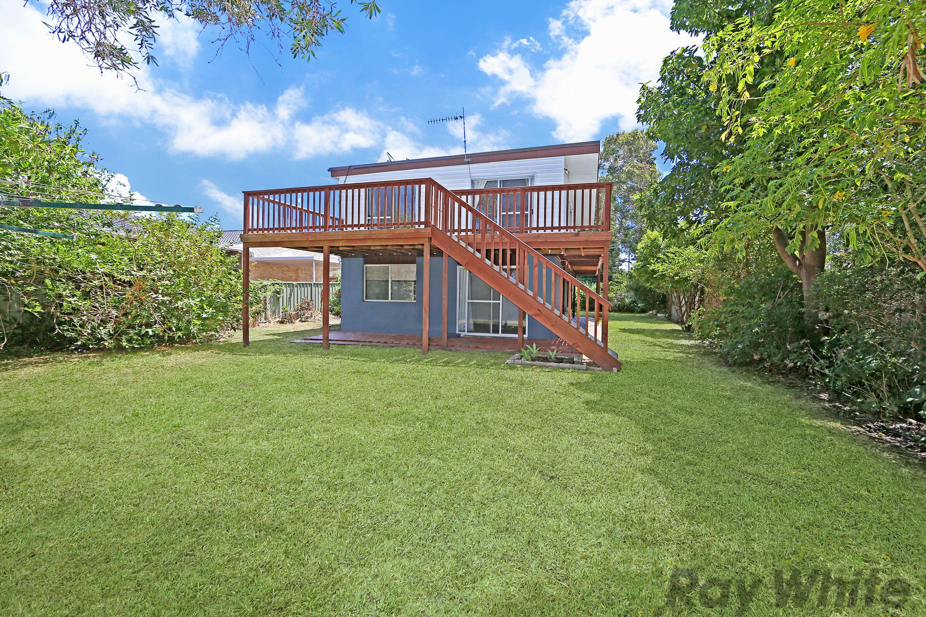 2 Noela Place, Budgewoi - Image 1