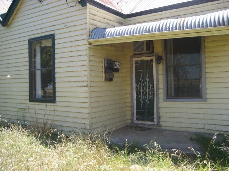 39 Glossop Street, MITIAMO VIC 3573, Mitiamo - Thumbnail 2