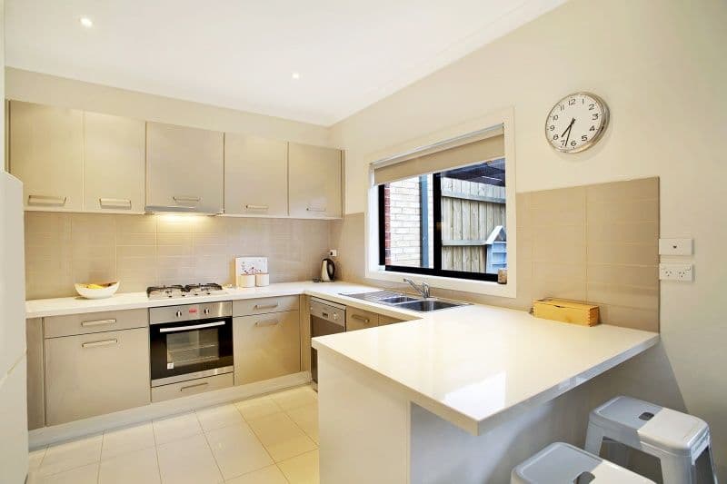 17 Collocott Street, MORDIALLOC VIC 3195, Mordialloc - Thumbnail 2
