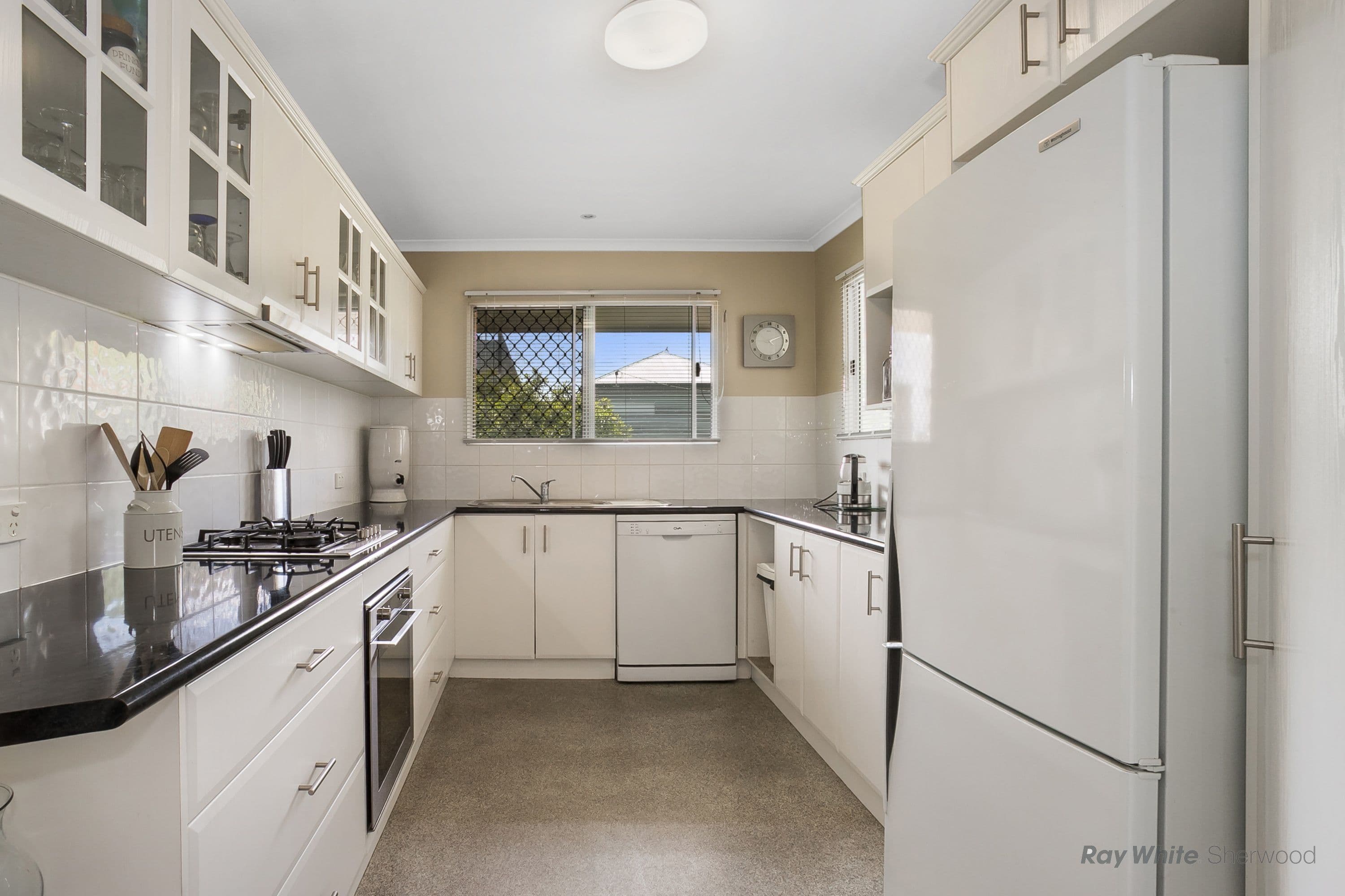 21 Leeds Street, Rocklea QLD 4106, Rocklea - Thumbnail 2