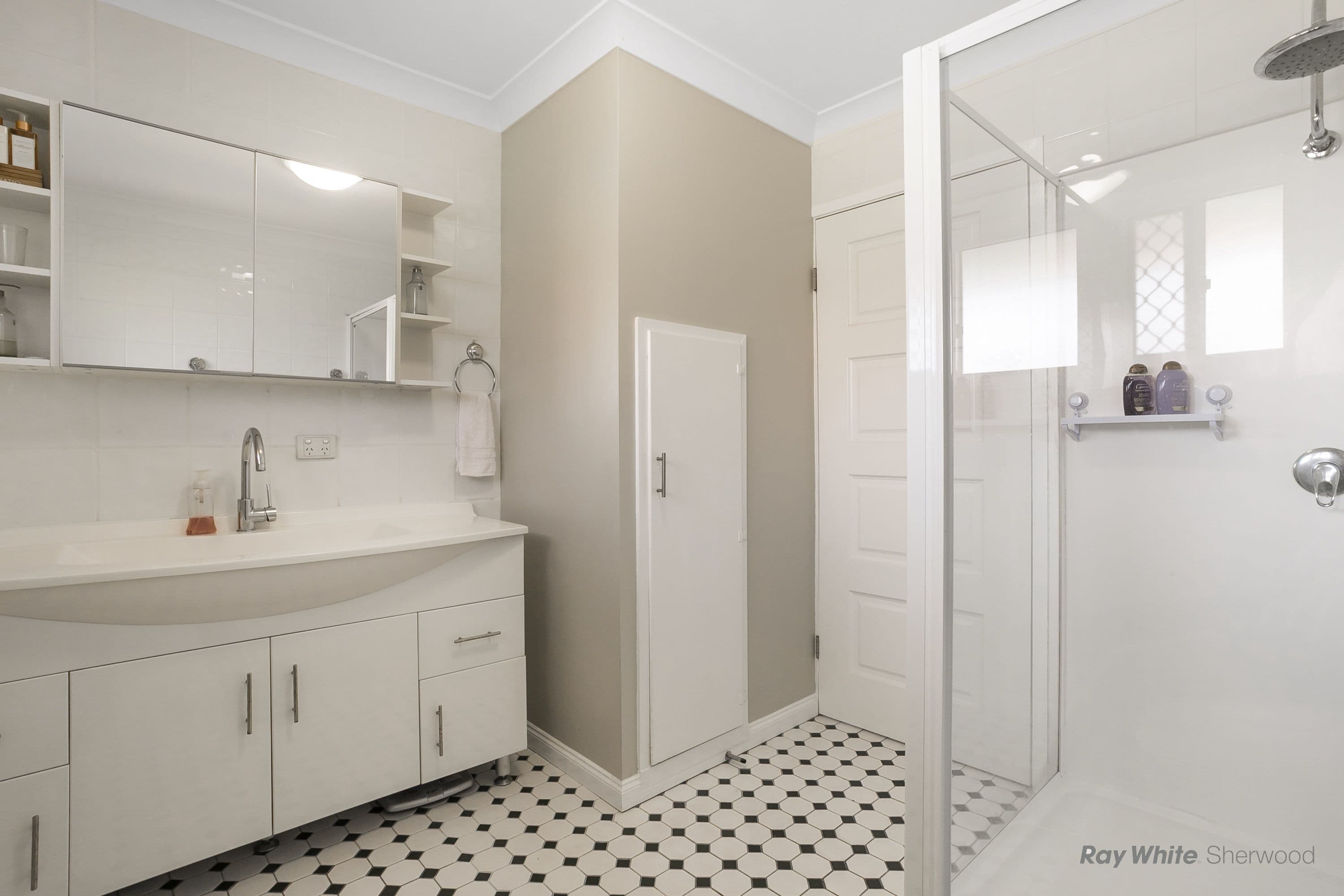 21 Leeds Street, Rocklea QLD 4106, Rocklea - Thumbnail 7