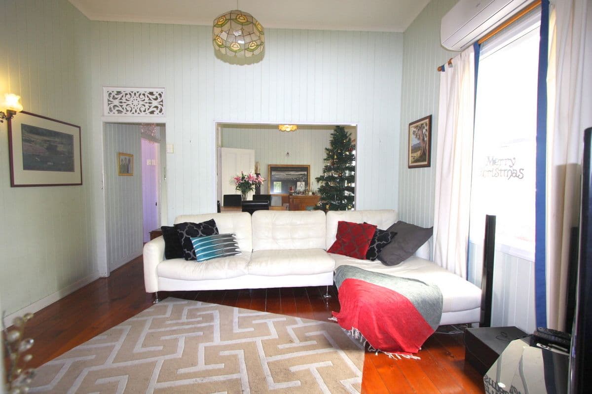 77 Mearns Street, Fairfield QLD 4103, Fairfield - Thumbnail 4