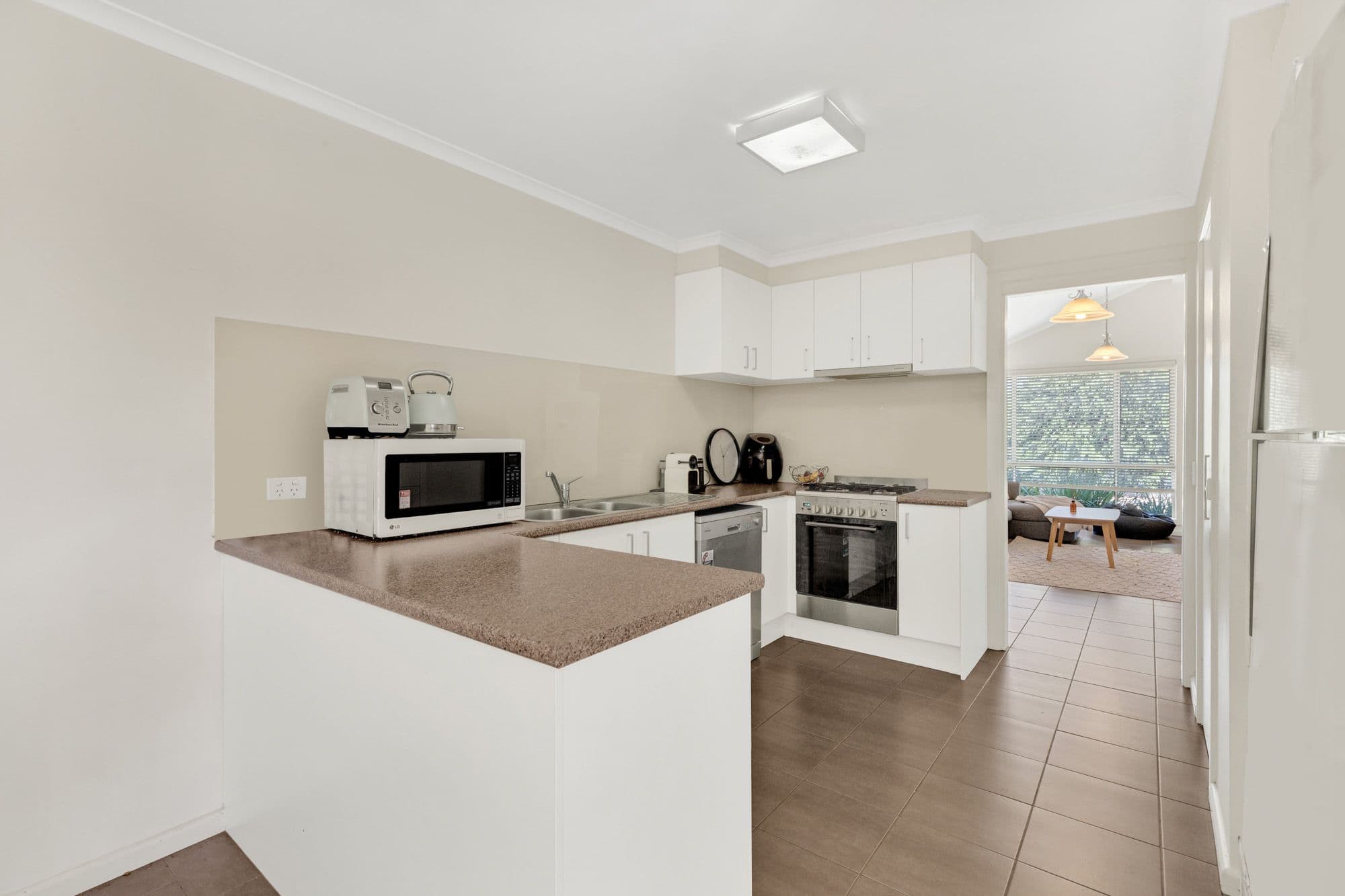 5 Tower Road, Werribee VIC 3030, Werribee - Thumbnail 3