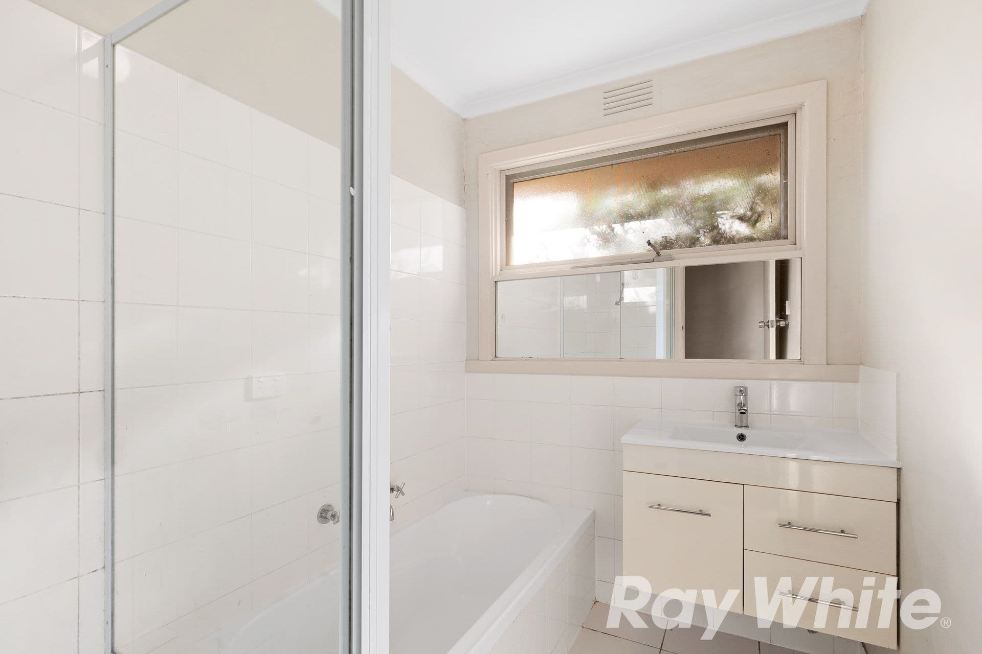 11 Henry Road, Wantirna South VIC 3152, Wantirna South - Thumbnail 6