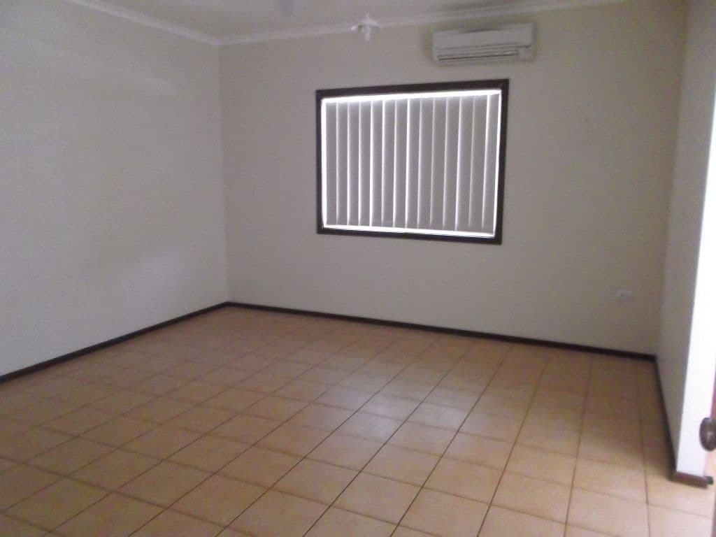 10 Wambiri Street, SOUTH HEDLAND WA 6722, South Hedland - Thumbnail 3