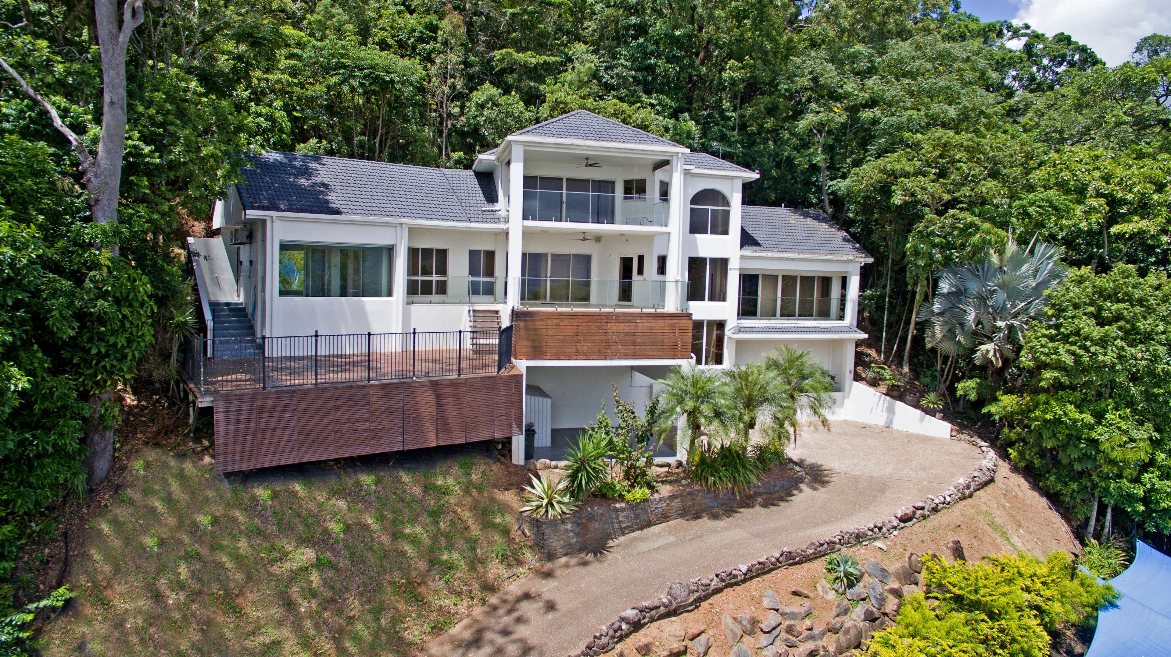 House 4, 7 Tari Place, Trinity Beach QLD 4879, Trinity Beach - Thumbnail 5