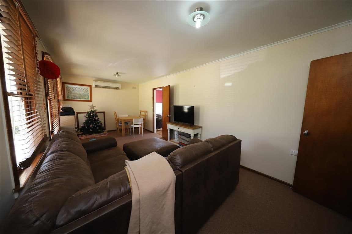 59 Clarke Street, Tumut NSW 2720, Tumut - Thumbnail 2
