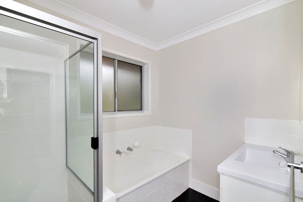 70 Gascoyne Drive, Karalee QLD 4306, Karalee - Thumbnail 4