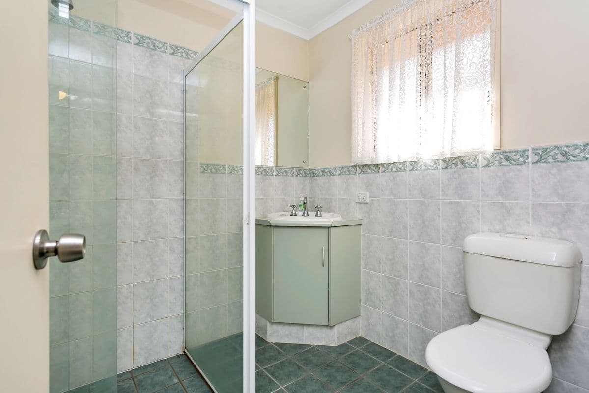 30 Martindale Place, Walkley Heights SA 5098, Walkley Heights - Thumbnail 4
