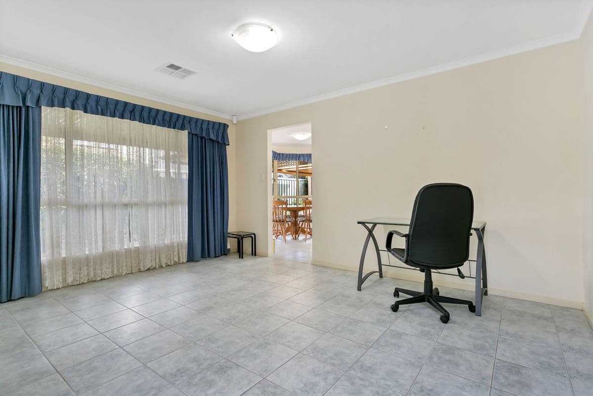 30 Martindale Place, Walkley Heights SA 5098, Walkley Heights - Thumbnail 6