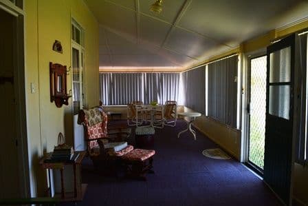 67 Thistle Street, Blackall QLD 4472, Blackall - Thumbnail 2