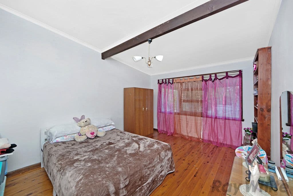 23 Cornish Avenue, Killarney Vale - Thumbnail 8