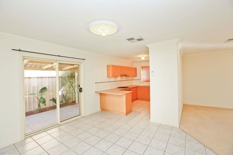 15 James Cook Drive, MILDURA VIC 3500, Mildura - Thumbnail 2