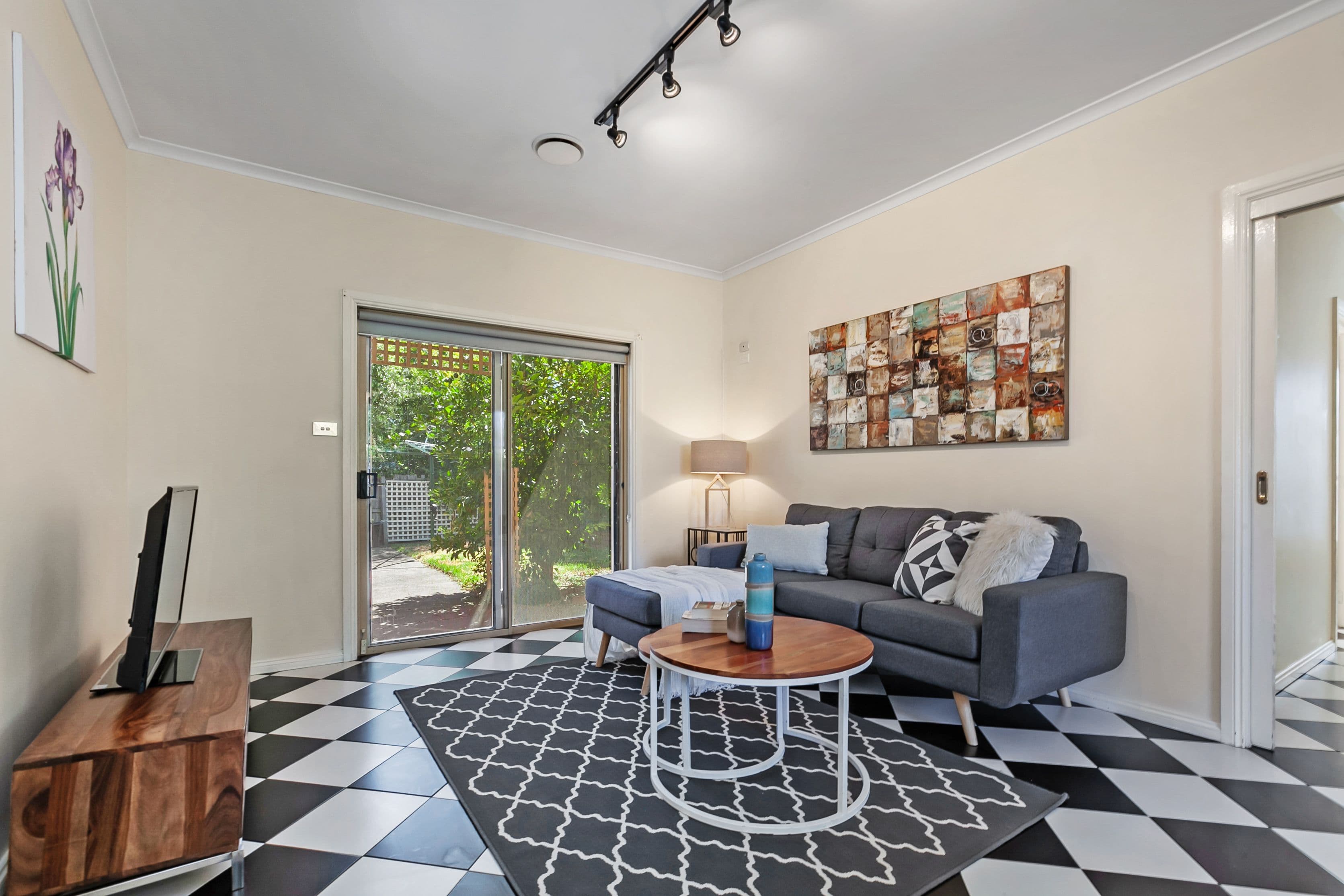 4 Honeysuckle Court, Mill Park VIC 3082, Mill Park - Thumbnail 5