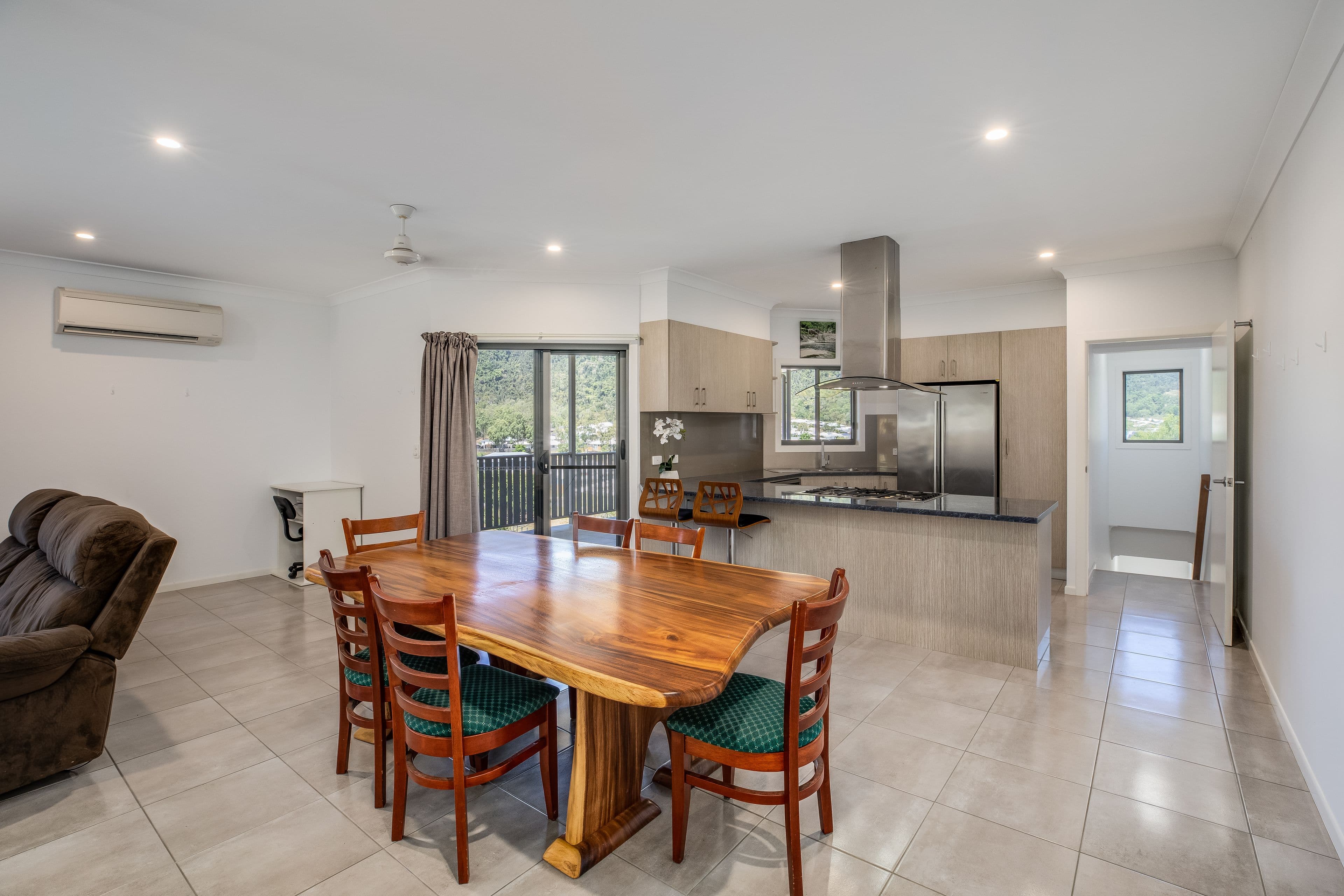 10 Scenic Ridge Drive, Cannonvale QLD 4802, Cannonvale - Thumbnail 8