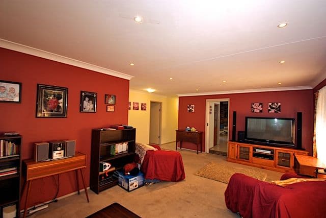 169 Whitehill Road, RACEVIEW QLD 4305, Raceview - Thumbnail 2