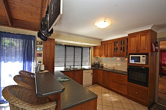 169 Whitehill Road, RACEVIEW QLD 4305, Raceview - Thumbnail 6