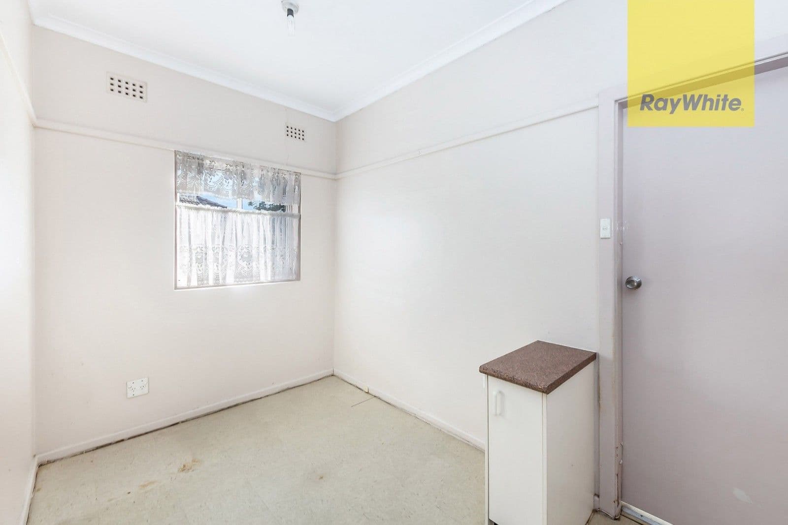 10 Booth Street, Westmead - Thumbnail 7