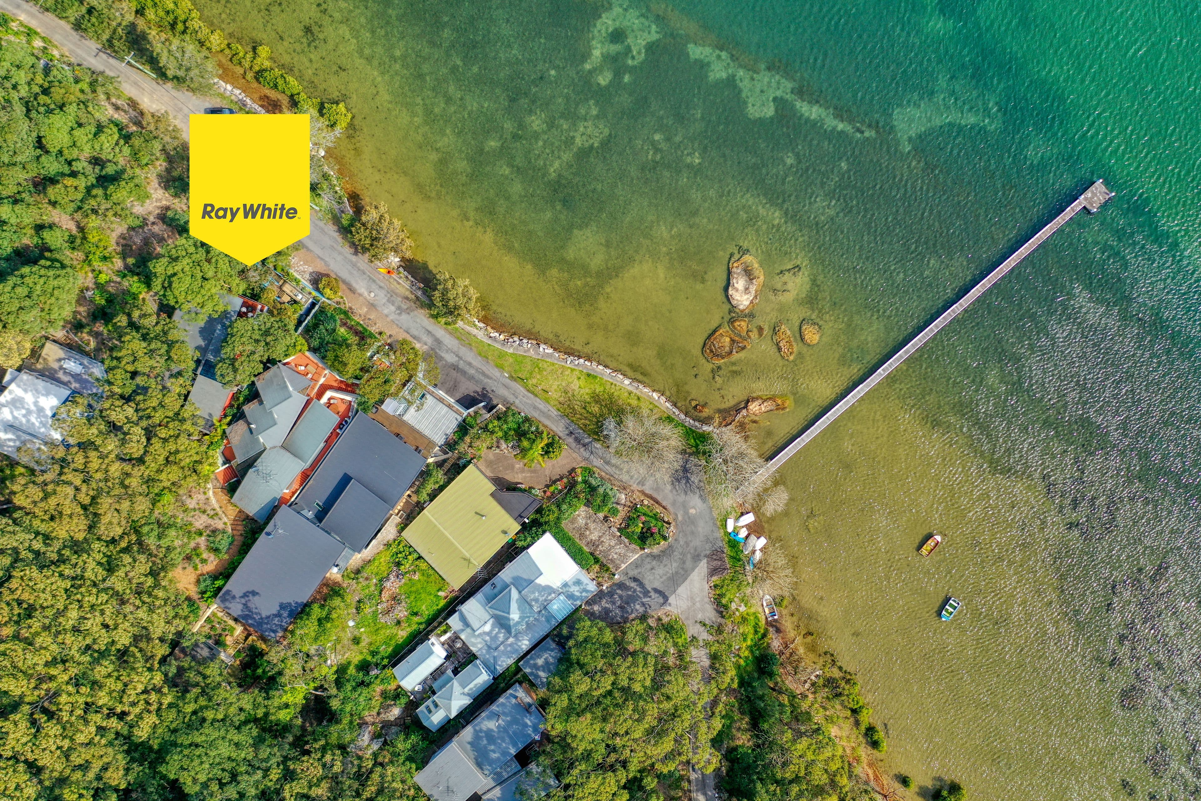 13 Hardys Bay Parade, Killcare - Image 1