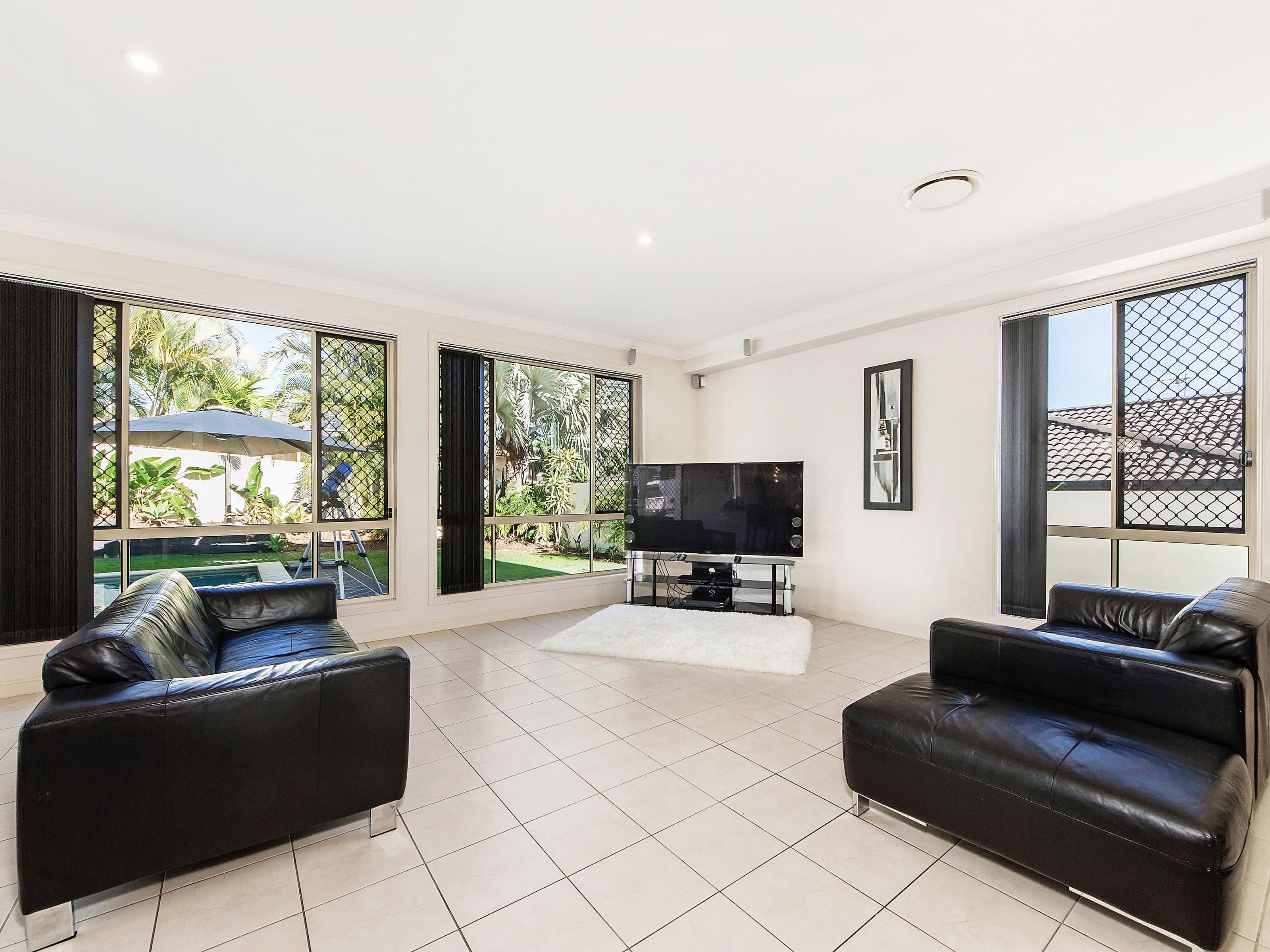 2 Selsey Court, Arundel QLD 4214, Arundel - Thumbnail 4