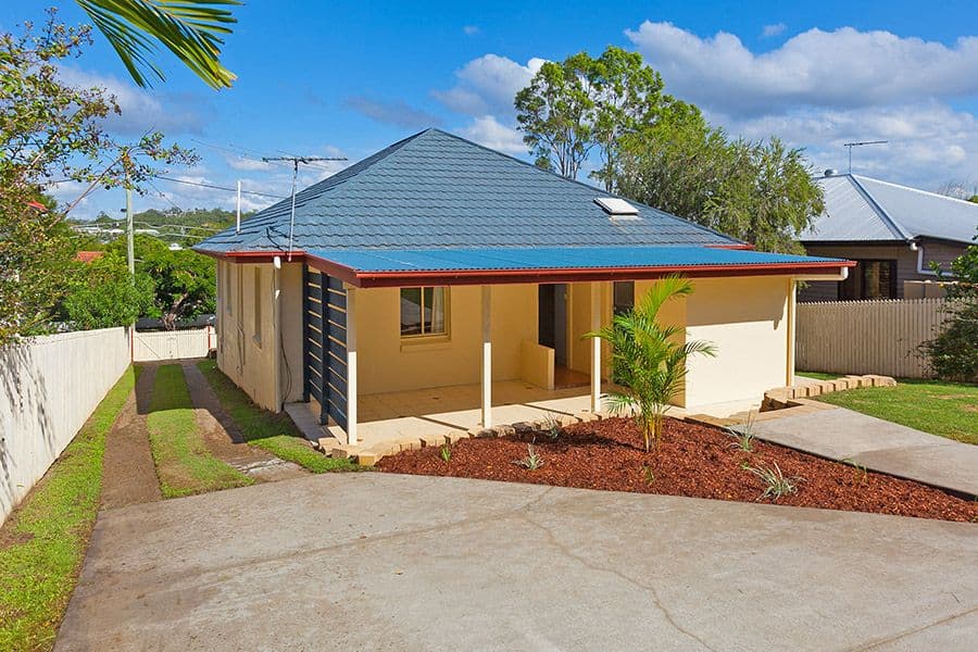 48 Provincial Road, HOLLAND PARK QLD 4121, Holland Park - Thumbnail 2