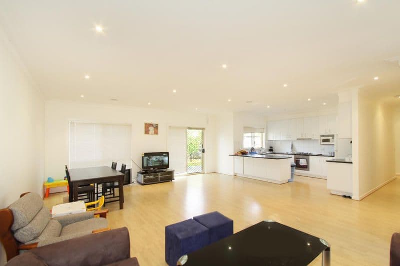 21 Rayhur Street, CLAYTON SOUTH VIC 3169, Clayton South - Thumbnail 3