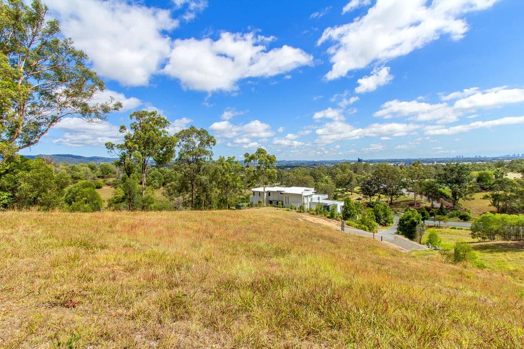 5 Tilia Place, MUDGEERABA QLD 4213, Mudgeeraba - Image 1