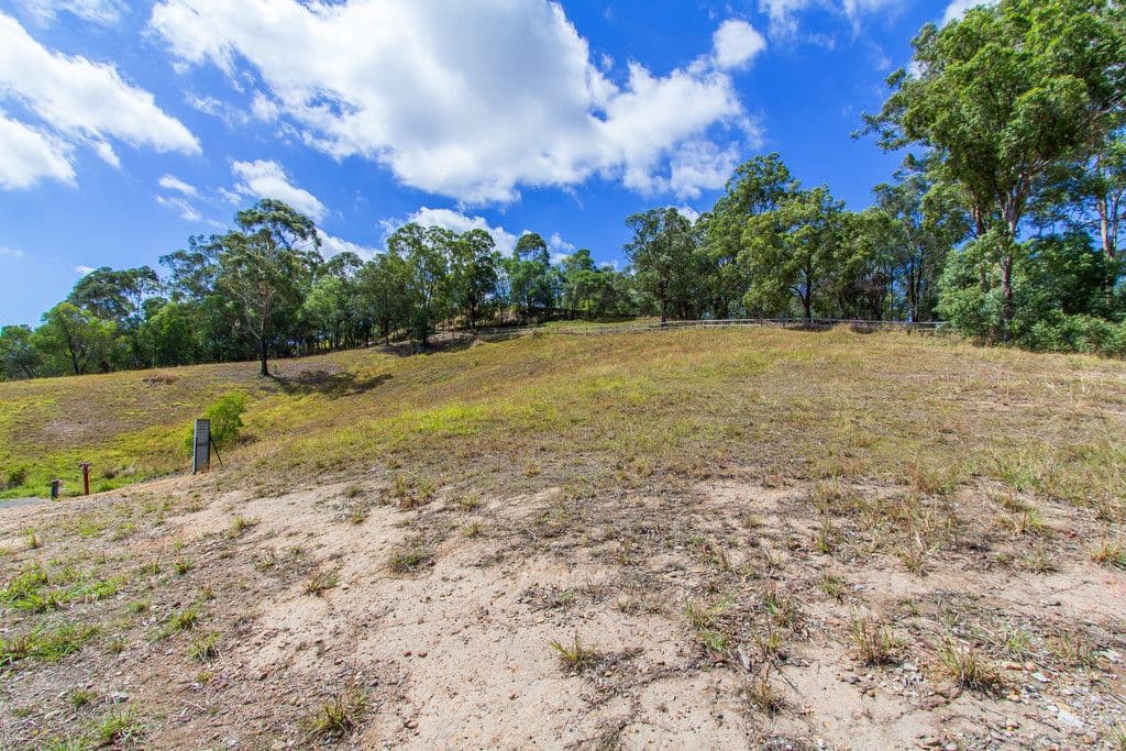 5 Tilia Place, MUDGEERABA QLD 4213, Mudgeeraba - Thumbnail 2