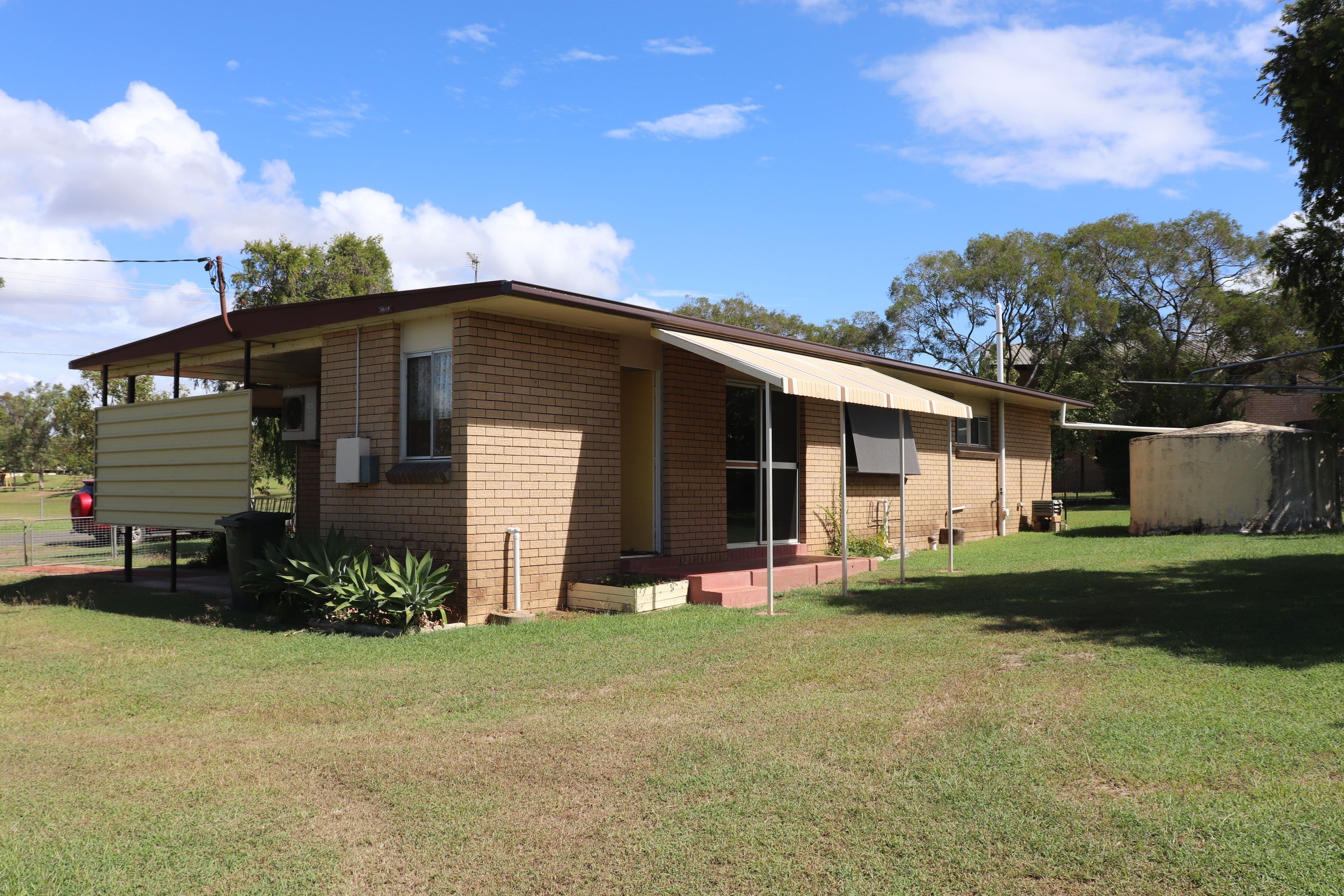 3 Ryan Avenue, Mundubbera QLD 4626, Mundubbera - Thumbnail 3