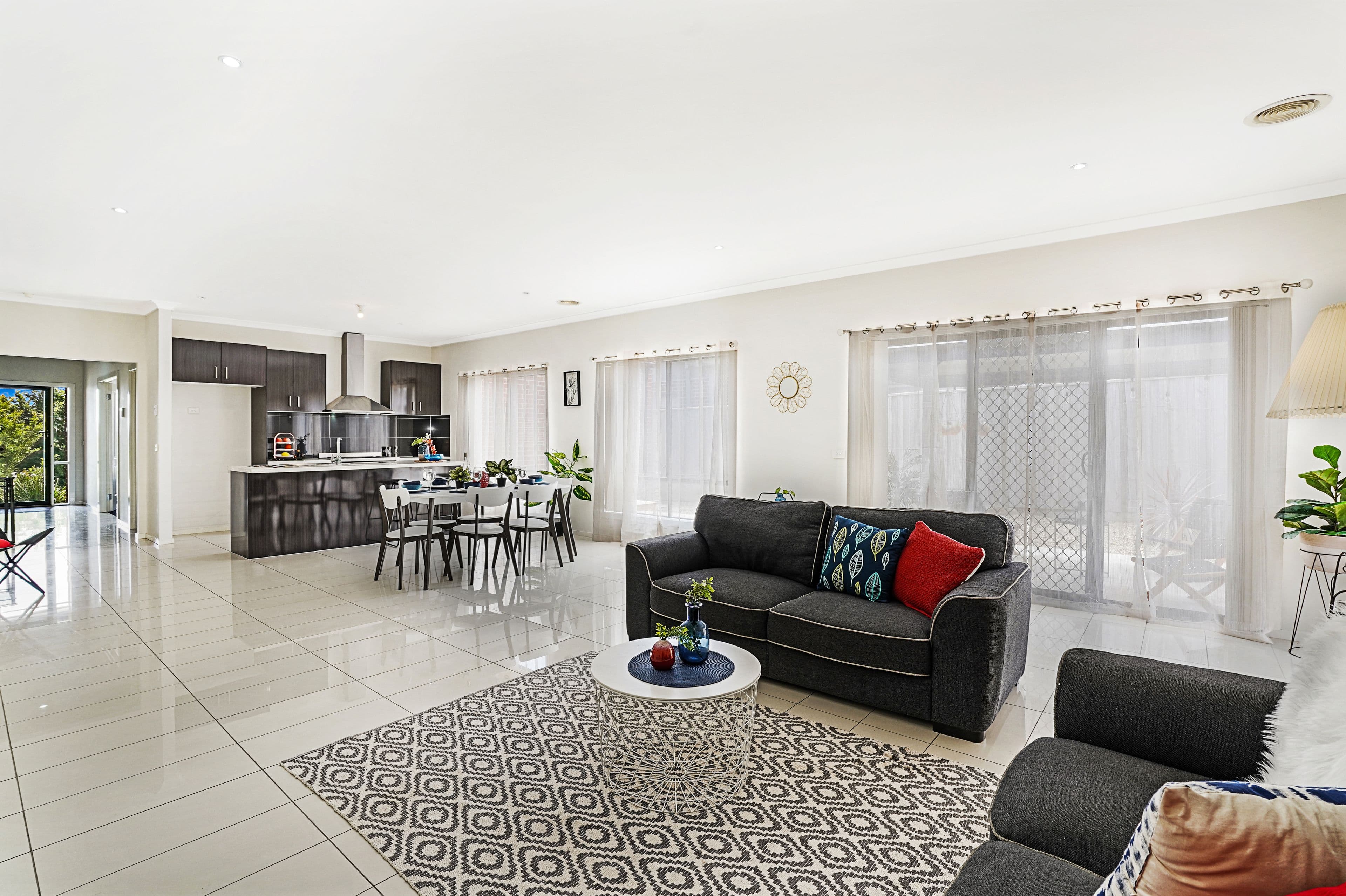 12 Pribislaw Crescent, Epping VIC 3076, Epping - Thumbnail 2