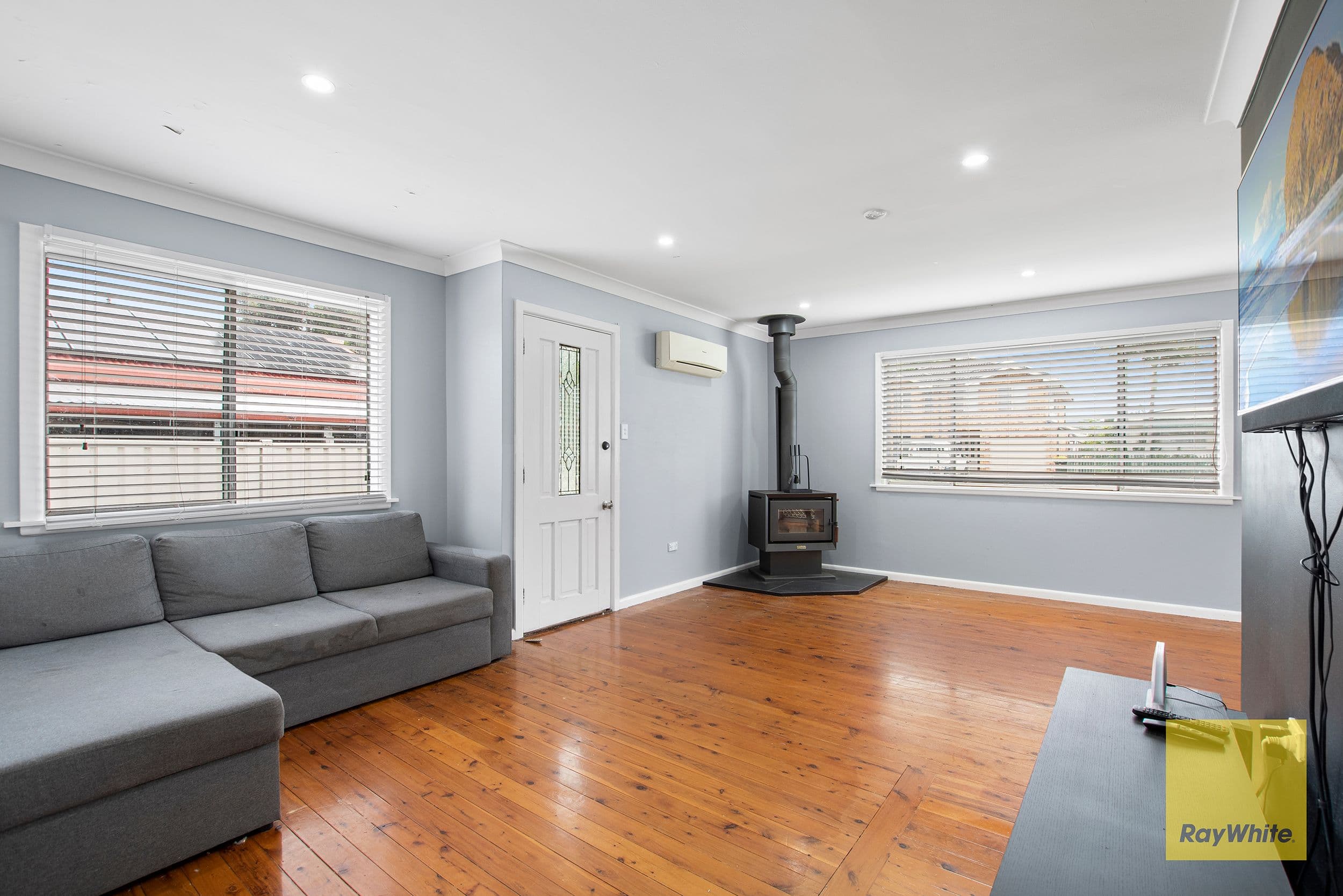 4 Fairview Street, Woy Woy NSW 2256, Woy Woy - Thumbnail 3