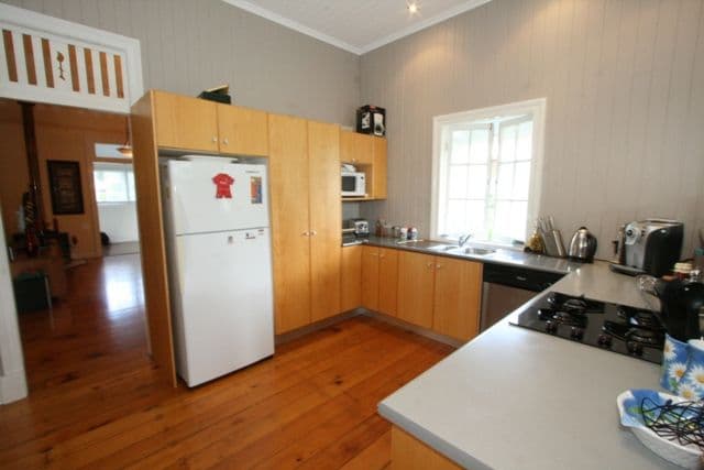 24 Birkalla Street, BULIMBA QLD 4171, Bulimba - Thumbnail 4