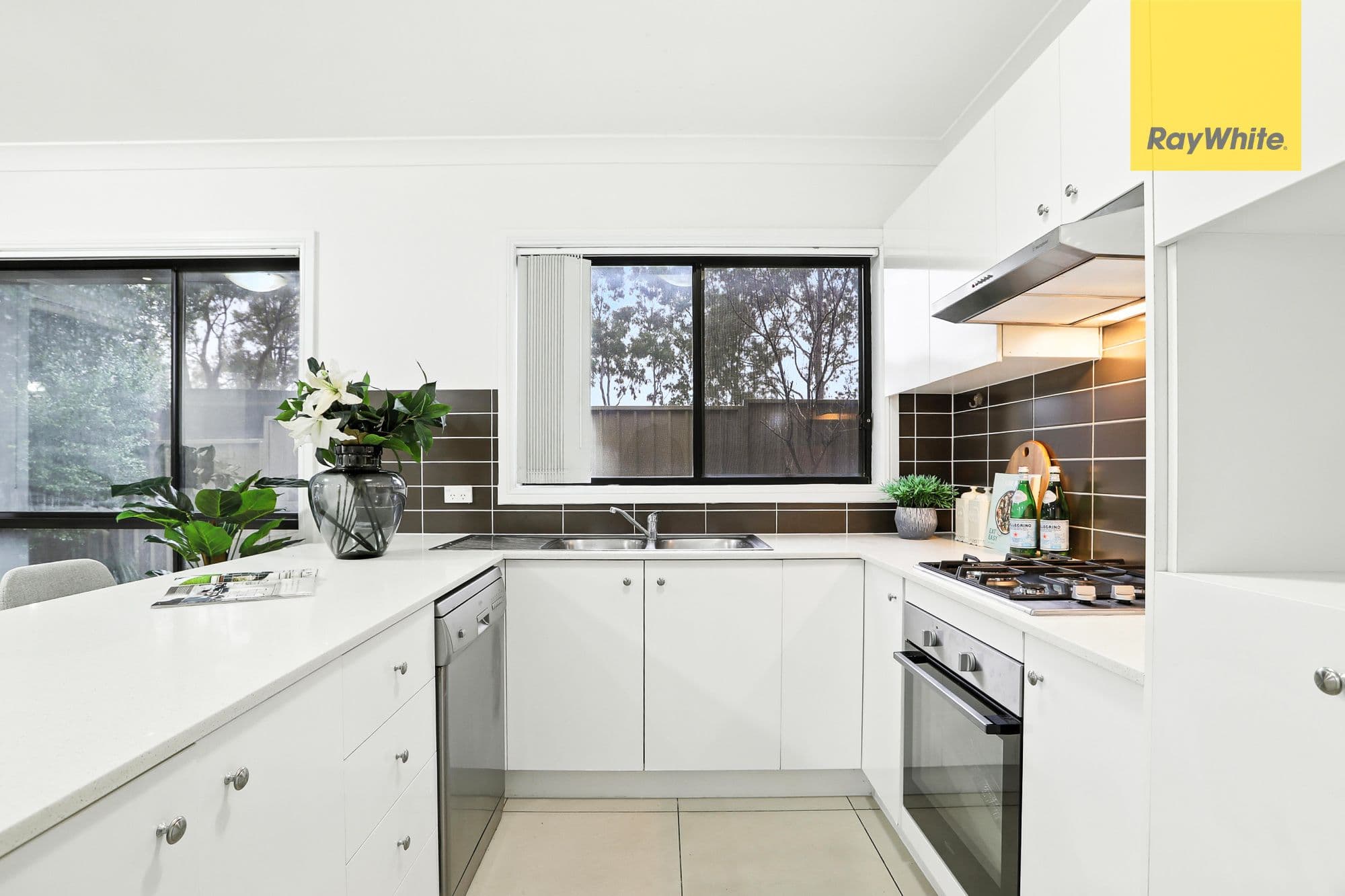 Lot 2/27 Carinya Road, Girraween NSW 2145, Girraween - Thumbnail 4