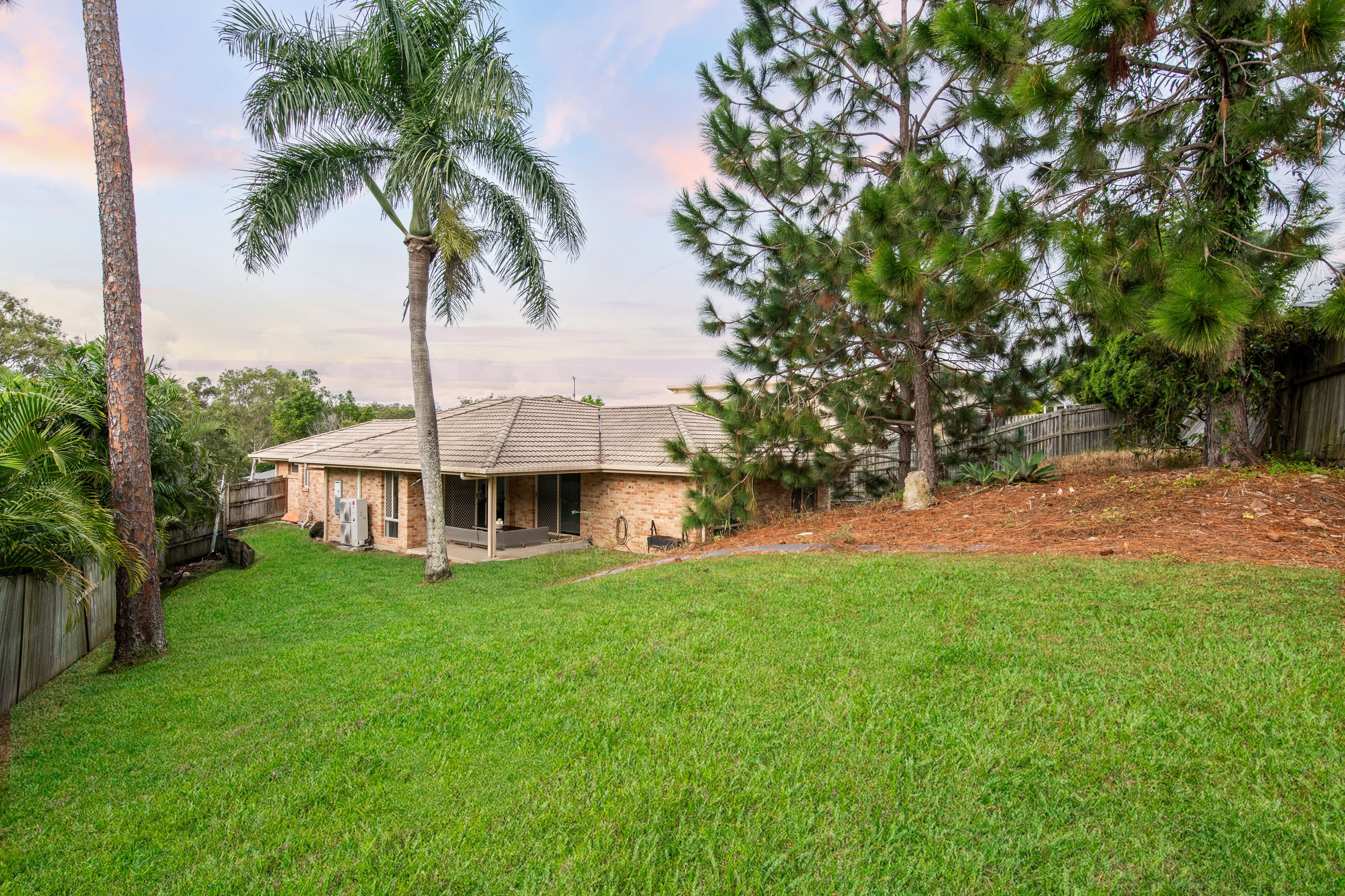 12 Joshua Place, Oxenford QLD 4210, Oxenford - Thumbnail 2