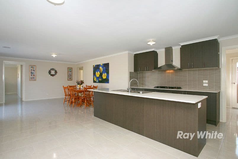 3 Beagle Street, CRANBOURNE EAST VIC 3977, Cranbourne East - Thumbnail 7