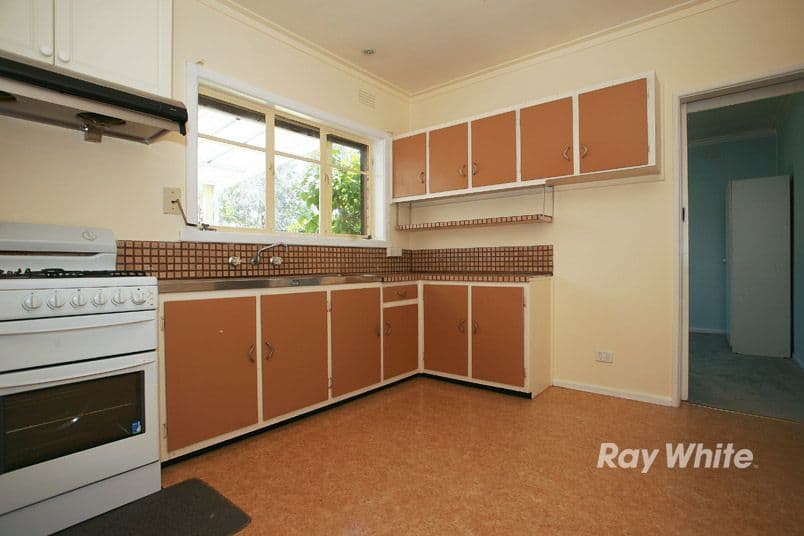 17 Bowmore Road, NOBLE PARK VIC 3174, Noble Park - Thumbnail 4