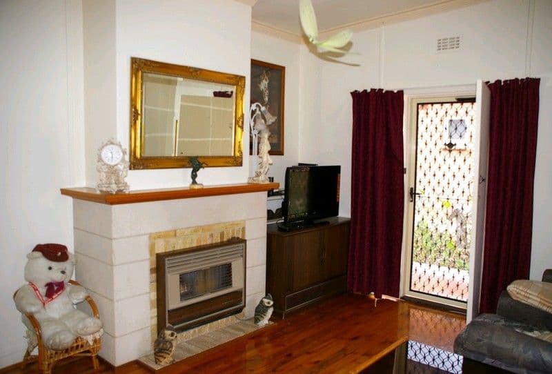 168 Eighteenth Street, RENMARK SA 5341, Renmark - Thumbnail 3